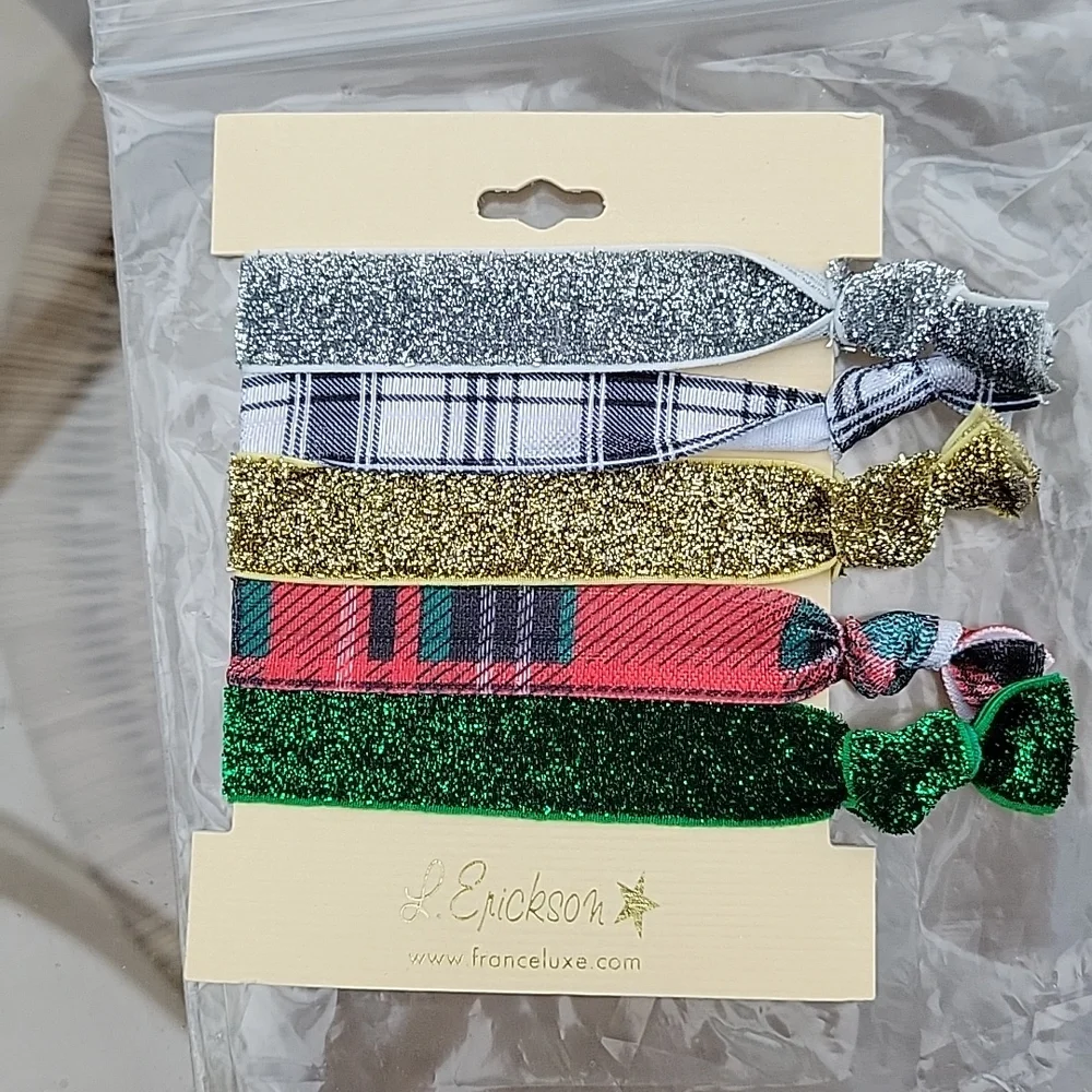 L Erickson Christmas pattern hair ties